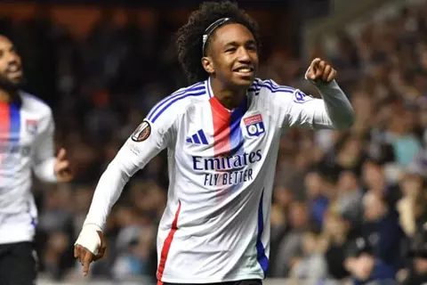 خطف أنظار كبار أوروبا.. مارسيليا يقترب من جوهرة ليون